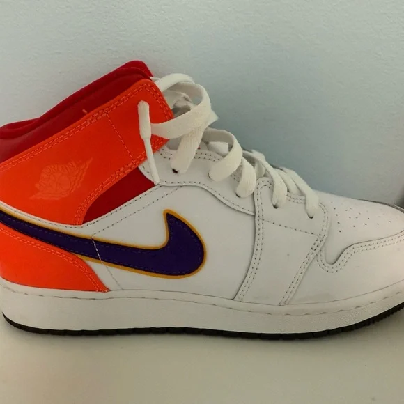 Jordan White Red High-Top Sneakers - Picture 7 of 10